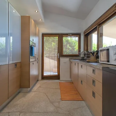 Sirius Villa *